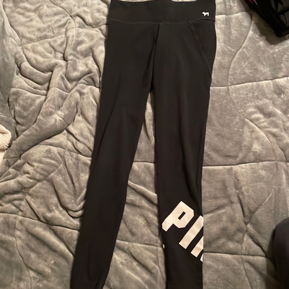 Size small black Victoria secret pink leggings